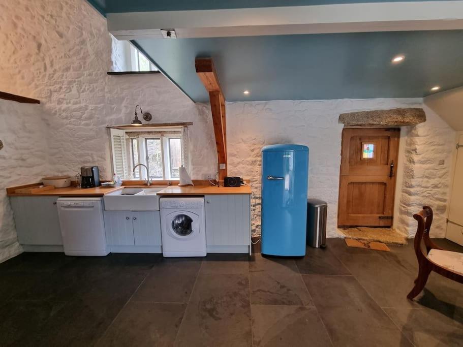 Holiday home Luxury 5-star Cornish Barn - Pets Very Welcome *