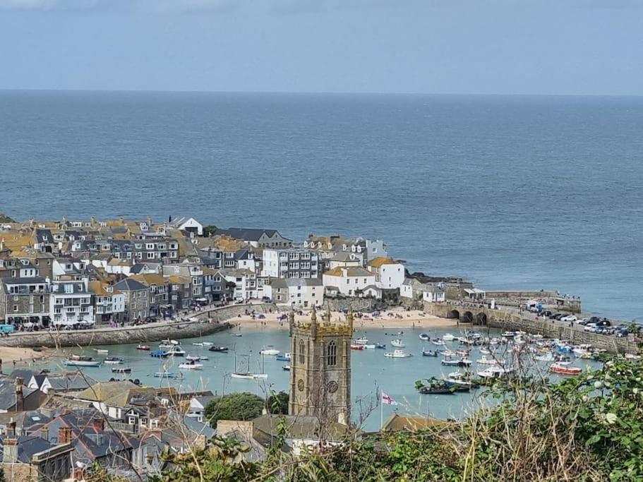 Luxury 5-star Cornish Barn - Pets Very Welcome Holiday home